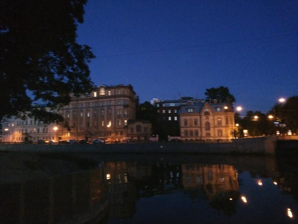 Charming St. Petersburg Apartment エクステリア 写真